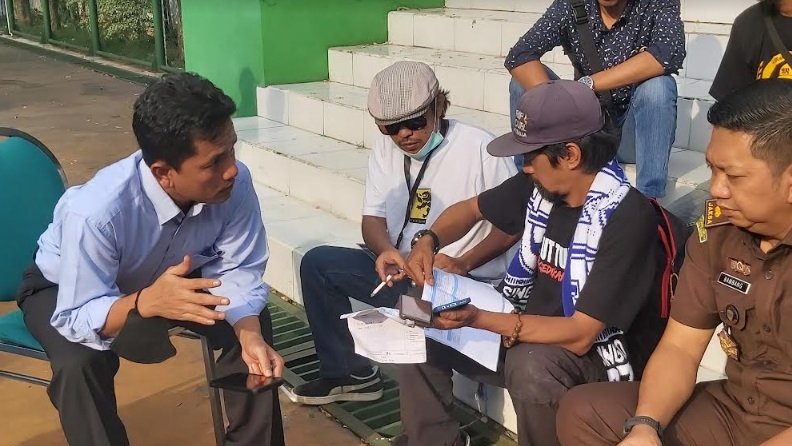 Datangi Kejati, KontraS Sebut Penerapan Pasal Tragedi Kanjuruhan Kurang Tepat