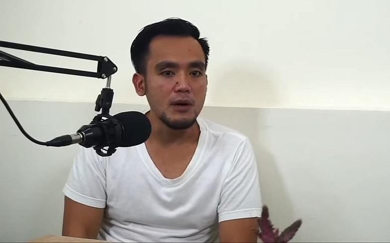 Kisah Pemilik Ayam Nelongso, Rela Jadi Pemulung untuk Biaya Persalinan Istri