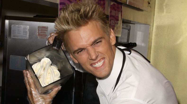 Penyanyi Aaron Carter Ditemukan Tewas di Rumah