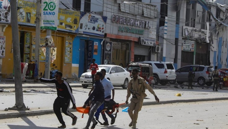Serangan Bom Bunuh Diri di Depan Kamp Pelatihan Militer, 5 Orang Tewas