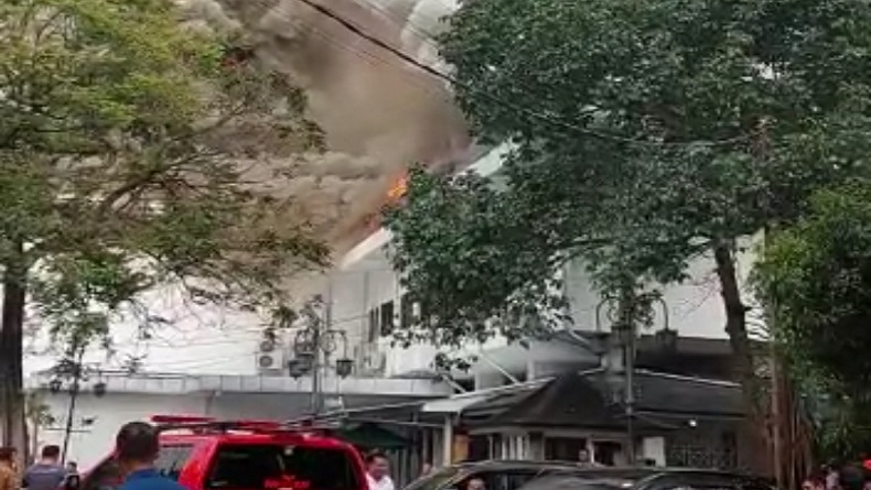 Balai Kota Bandung Terbakar, Ini Dugaan Penyebabnya