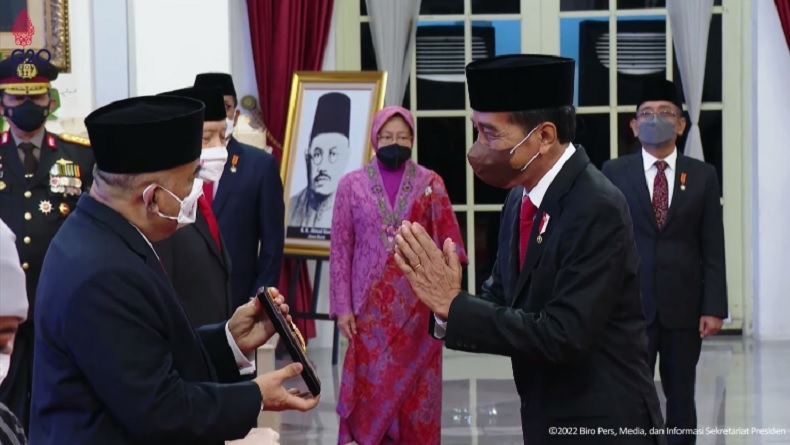 Presiden Jokowi Resmi Tetapkan 5 Tokoh Jadi Pahlawan Nasional