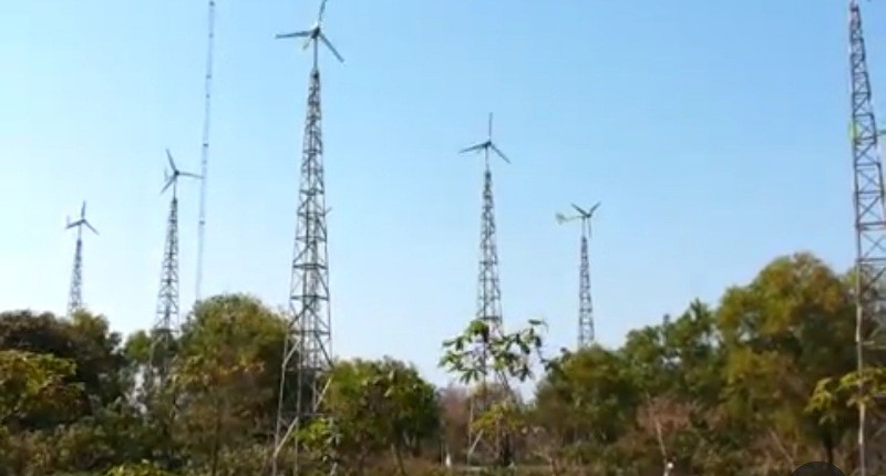 Pantai Baru, Wisata Yogyakarta dengan Pemandangan Kincir Angin ala Eropa 