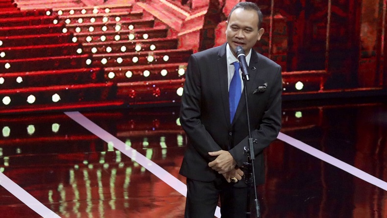Naskah Stand Up Comedy Cak Lontong, Sukses Buat Presiden Ngakak