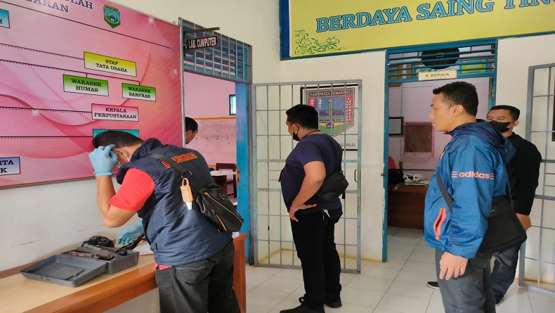 Pencuri Satroni 2 Sekolah di Semarang, 16 Laptop Digondol