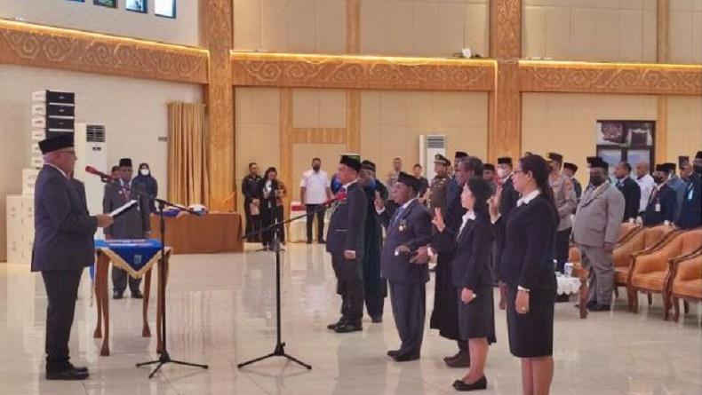 Soal Penunjukan Plt Sekda Papua Barat, Ini Kata Paulus Waterpauw