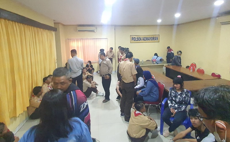Tawuran di Kemayoran, 22 Pelajar Dihukum Cuci Kaki Ibunya dan Minta Maaf