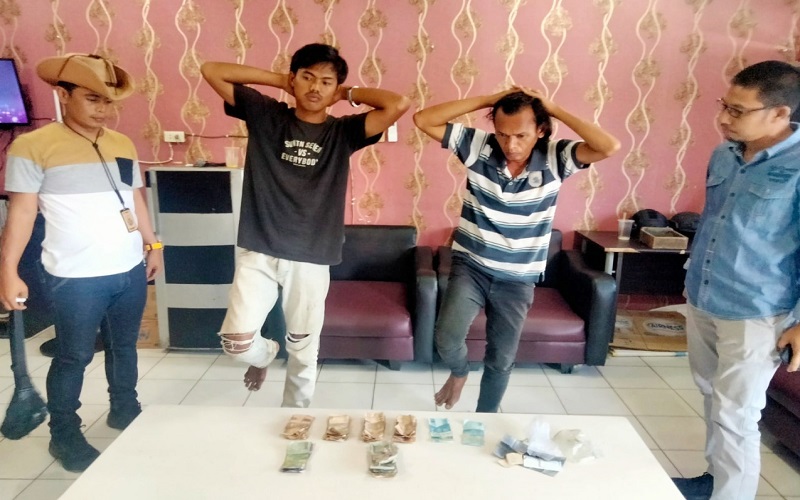 2 Preman Pemalak Sopir Truk di SPBU Musi Rawas Ditangkap Polisi