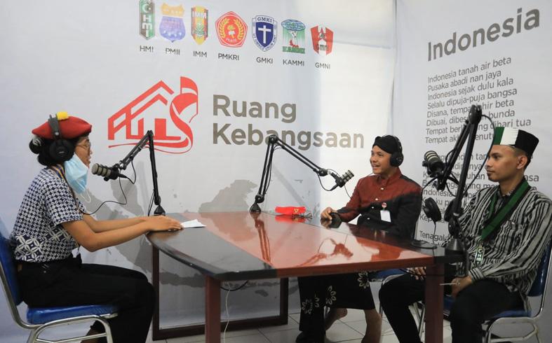 Kunjungi Rumah Kebangsaan Cipayung Plus, Ganjar: Kritik Keras ke Pemerintah Kami Persilakan