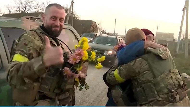Tentara Ukraina Menuju Kherson Pasca-mundurnya Pasukan Rusia, Ini yang Dilakukan Penduduk