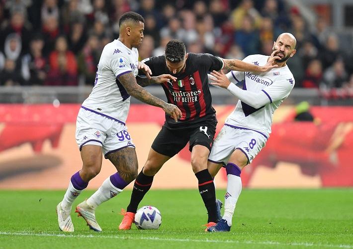 Hasil AC Milan Vs Fiorentina: Ada Gol Bunuh Diri Menit Akhir, Rossonerri Menang Dramatis