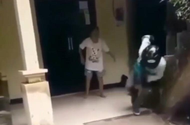 Viral Ibu di Magelang Ngamuk hingga Dorong Petugas PLN gegara Listrik Rumah Diputus