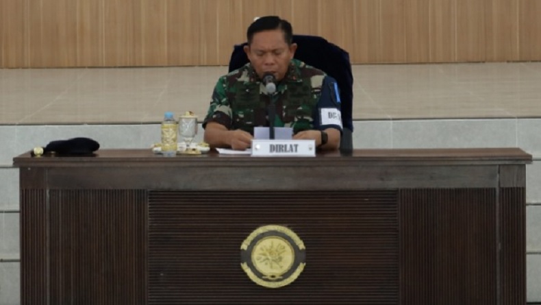 Pangkoarmada III Berikan Pengarahan di Latihan Operasi Pengamanan Objek Vital Papua Barat