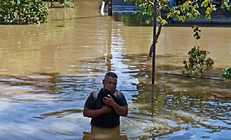Kapuas Hulu Tanggap Darurat Banjir, 2.230 Rumah Warga di 37 Desa Terendam