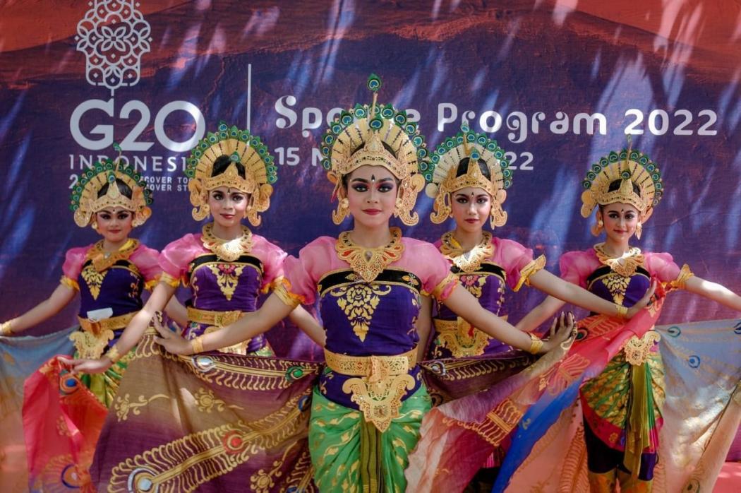 Wamenparekraf Angela Tanoesoedibjo: Tarian Tradisional di Spouse Program G20 Representasikan Keberagaman Indonesia