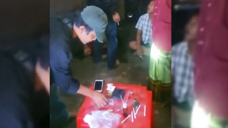 Asyik Main Judi Slot, Pengedar Sabu Tak Sadar Digerebek Polisi