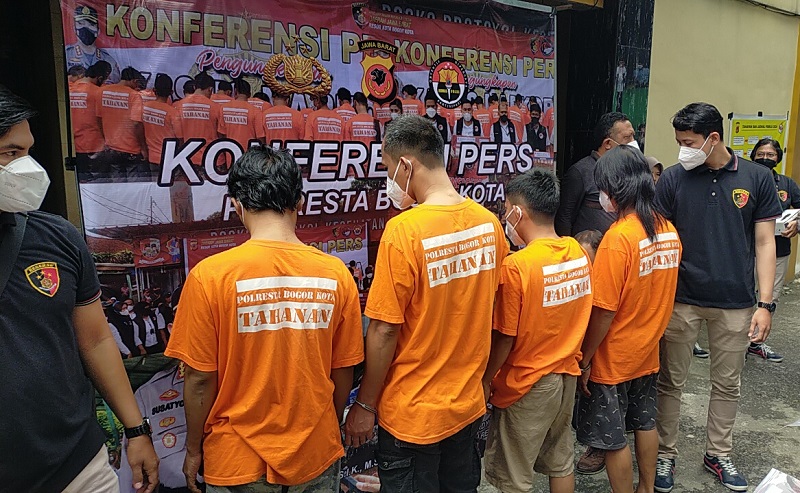 Polisi Bongkar Sindikat Pengedar Uang Palsu di Bogor, Ternyata Lolos Pemeriksaan Ultraviolet