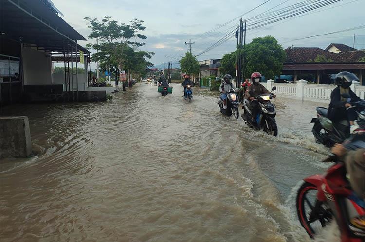 Hujan Deras Guyur Klaten, Puluhan Rumah Terendam Banjir