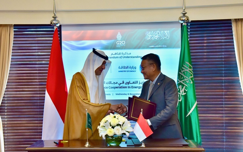 RI-Arab Saudi Sepakat Perkuat Kerja Sama Migas hingga EBT