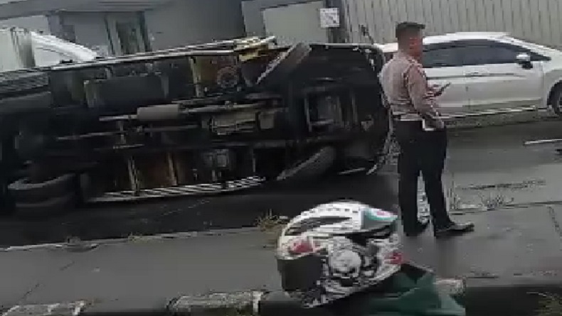 Pengemudi Diduga Kurang Konsentrasi, 2 Truk Tabrakan di Pemalang