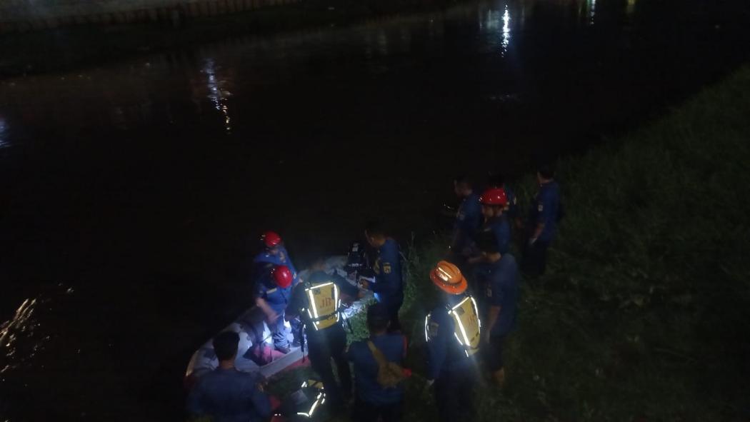 Mabuk di Pinggir Kali, Petugas Kebersihan di Jakbar Ini Hilang Terseret Arus
