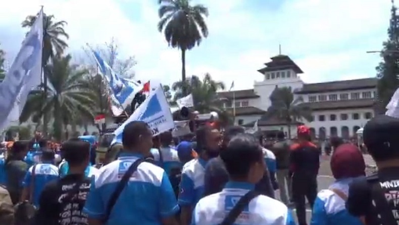 May Day, Buruh Bakal Unjuk Rasa di Depan Gedung Sate Bandung, Tolak Omnibus Law