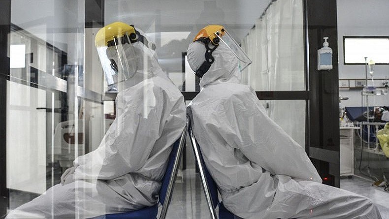 Waspada, Kasus Harian Covid-19 Melonjak Nyaris 1.000 Orang dalam 2 Hari Terakhir