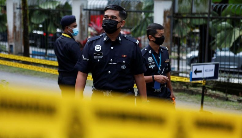 Malaysia Gelar Pemilu Besok, Warga Berbondong-bondong Mudik