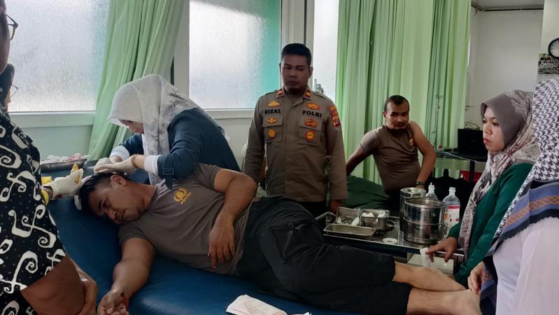 Heroik, 2 Polisi di Bener Meriah Bertaruh Nyawa Selamatkan Warga dari Tebasan Parang ODGJ