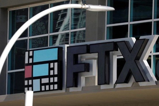 FTX Pecat 3 Petinggi, Salah Satunya Digosipkan Mantan Kekasih Sam Bankman-Fried