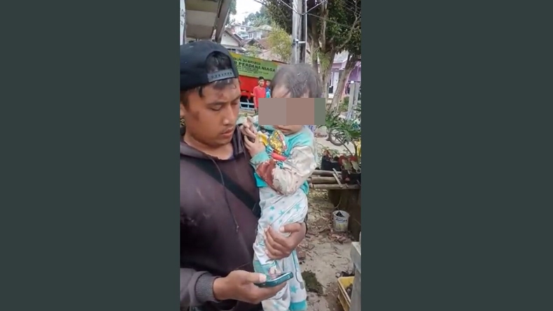 Ngerinya Gempa M 5,6 Cianjur, Bocah dan Perempuan di Panagan Tertimpa Reruntuhan Rumah
