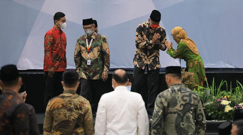 Ganjar: Muhammadiyah Miliki Komitmen Hebat dalam Keagamaan, Kenegaraan dan Kemanusiaan