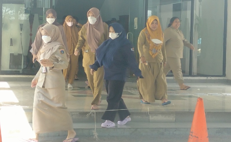 Gempa Cianjur Bikin Pegawai Pemkot Jakpus Panik: Bangku Goyang Sendiri