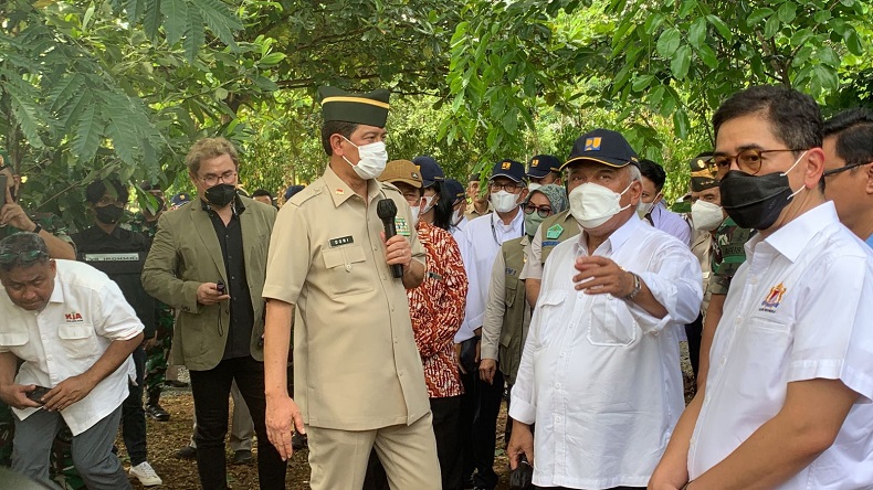 Hijaukan IKN, Purnawirawan TNI AD Serahkan 141.400 Bibit Tanaman