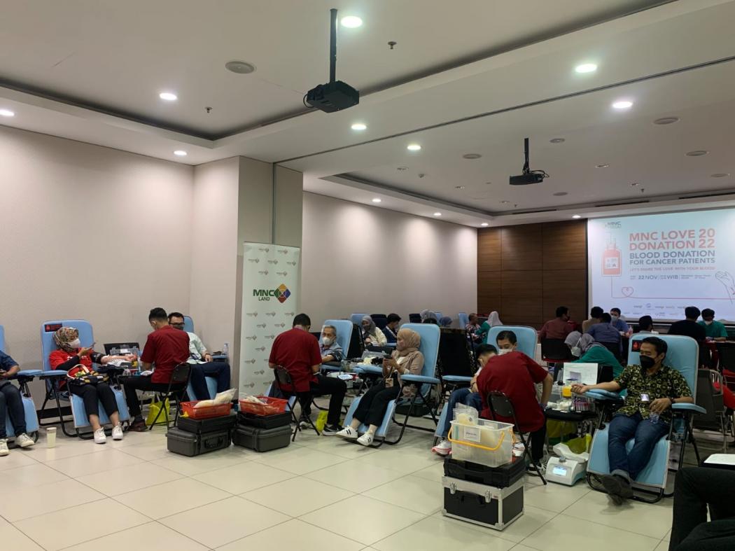 Tingginya Antusiasme Pendonor Ikuti Donor Darah yang Diselenggarakan MNC Peduli dan RS Kanker Dharmais