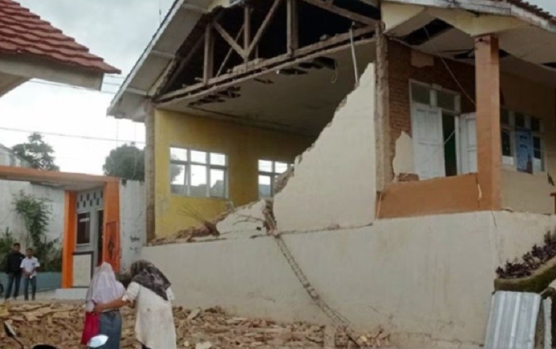 BMKG Bandung Sebut 130 Kali Gempa Susulan Guncang Cianjur