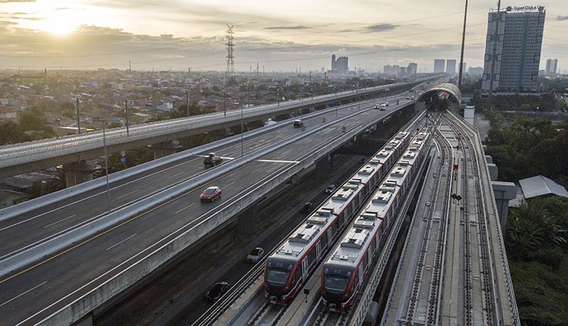 Progres LRT Jabodebek Capai 88,4 Persen, Siap Beroperasi Juli 2023