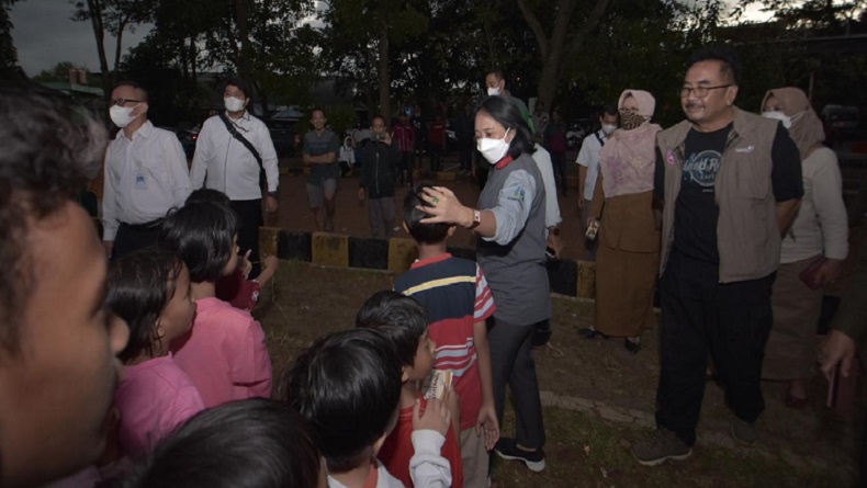 Kunjungi Korban Gempa Cianjur, Ini Pesan Menteri PPPA Soal Data Terpilah 