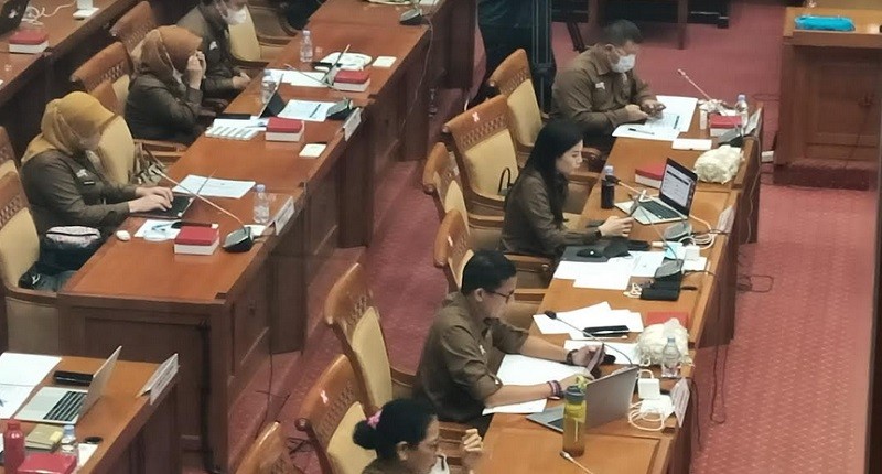 Sandiaga Uno dan Angela Tanoesoedibjo Raker Komisi X DPR Bahas Evaluasi Kerja 2022 hingga Hasil G20