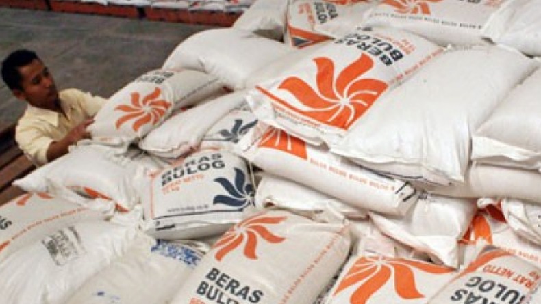 Stok Beras Dalam Negeri Menipis, Bulog Ditugaskan Impor Beras