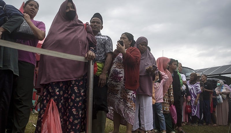 Korban Gempa Cianjur Mulai Tak Betah Tinggal di Pengungsian, Sukarelawan Bangun Rumah dari Reruntuhan