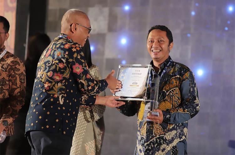 UGM Raih Juara Ketiga Kategori Media Sosial dalam Anugerah Media Humas Kemenkominfo