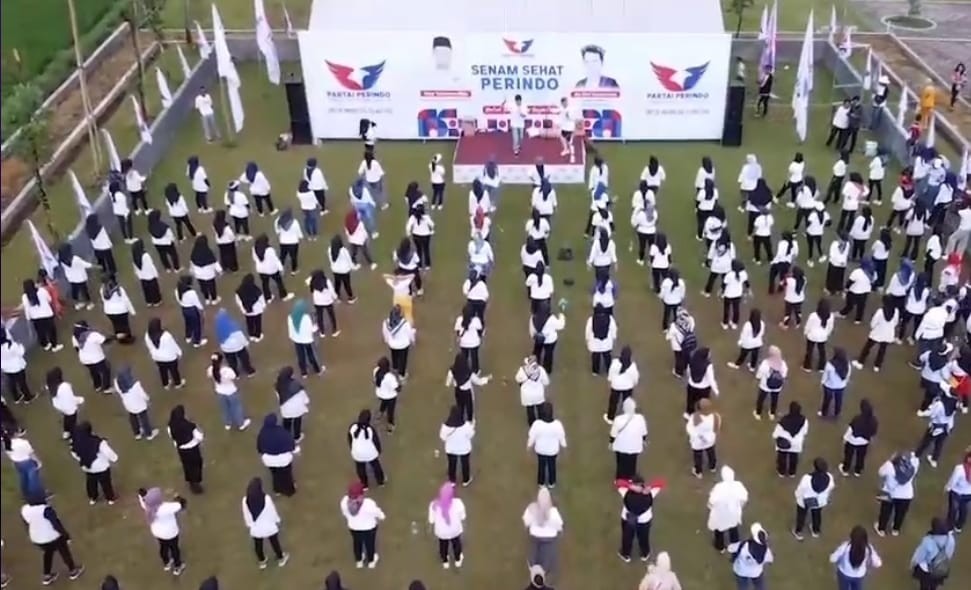Kader Perindo Kang Oni Bersama Ibu-Ibu Senam Sehat Sembari Galang Dana untuk Korban Gempa Cianjur
