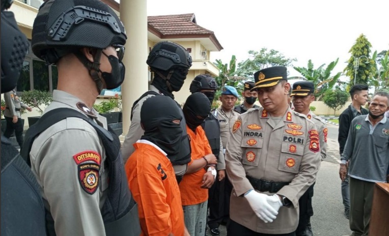 Ayah dan Anak di Sumsel Bunuh Saudara, Diduga Uang Pembagian Pungutan Tidak Rata