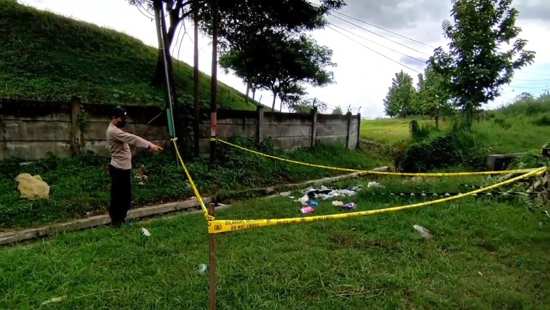 Pemuda Tewas Bersimbah Darah di Bawah Jembatan Tol Cipali Cirebon