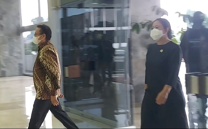 Mensesneg Pratikno Tiba di DPR Serahkan Surpres Calon Panglima TNI