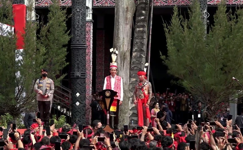 Jokowi Ajak Masyarakat Dayak Jaga Stabilitas Politik: Jangan Sampai Ada Adu Domba