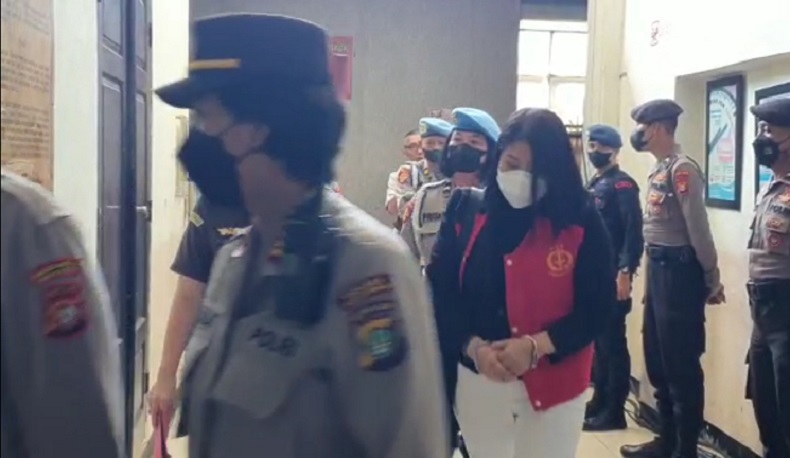 Pulih dari Covid-19, Putri Candrawathi Hadir dalam Sidang Pembunuhan Brigadir J 