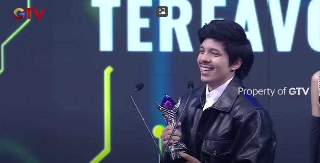 Raih Celebrity Gamer Terfavorit di Indonesian Esports Awards 2022, Atta Halilintar Beri Pesan Menyentuh