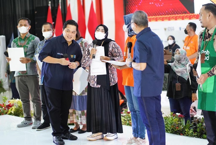 Bagikan NIB ke Pelaku UMKM, Erick Thohir Pastikan Terciptanya Lapangan Kerja